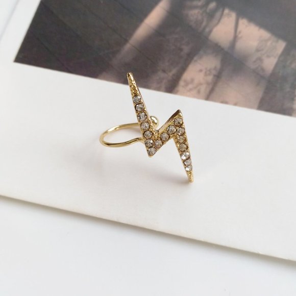 Moon Star Pearl Lighting ear cuffs earrings - Picture 6 of 8